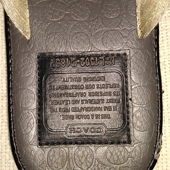 2 pair setCoach mens flip flops - Picture 6 of 8